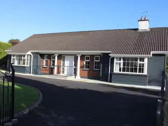 Robinwood, Ballymorris, Cratloe, Cratloe, Co. Clare, V95K8F7 i.