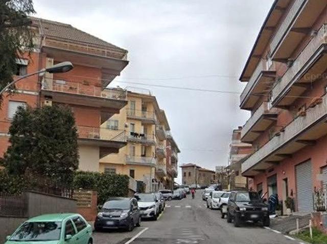 Rocca priora accogliente trilocale arredato