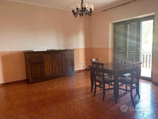 Rocca priora quadrilocale condominio incluso