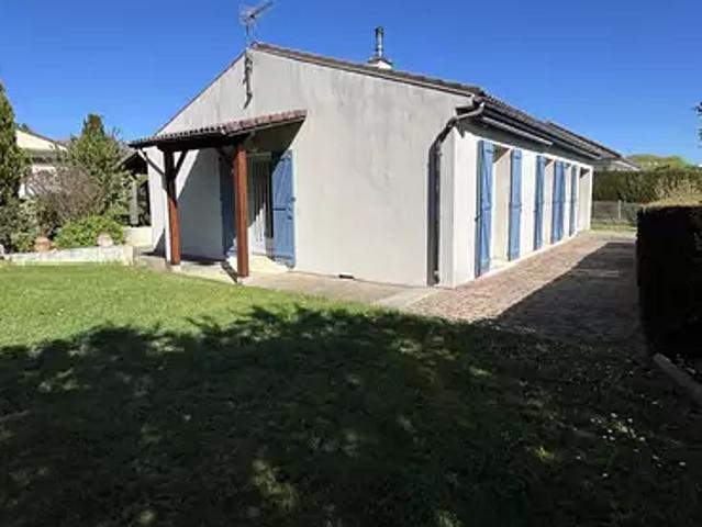 Rochechouart 87600 Achat / Vente maison 6 pièces t6 parking