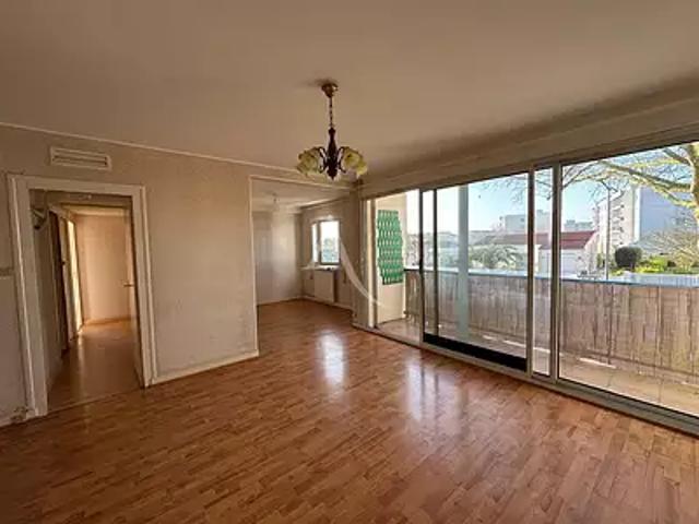 Rochefort 17300 Achat / Vente appartement 3 pièces t3