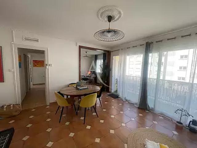 Rochefort 17300 Achat / Vente appartement 3 pièces t3 cave parking