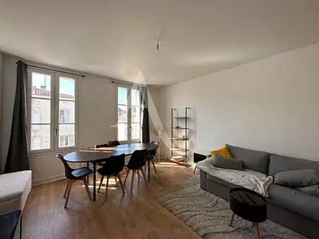 Rochefort 17300 Achat / Vente appartement 3 pièces t3 au dernier étage