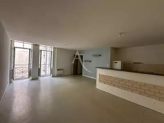 Rochefort 17300 Achat / Vente appartement 2 pièces t2 cave