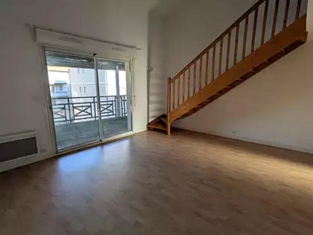 Rochefort 17300 Achat / Vente appartement 5 pièces t5 parking