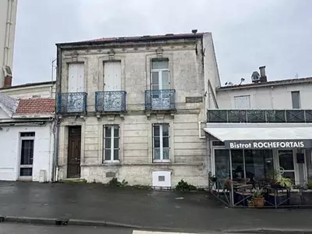 Rochefort 17300 Achat / Vente immeuble