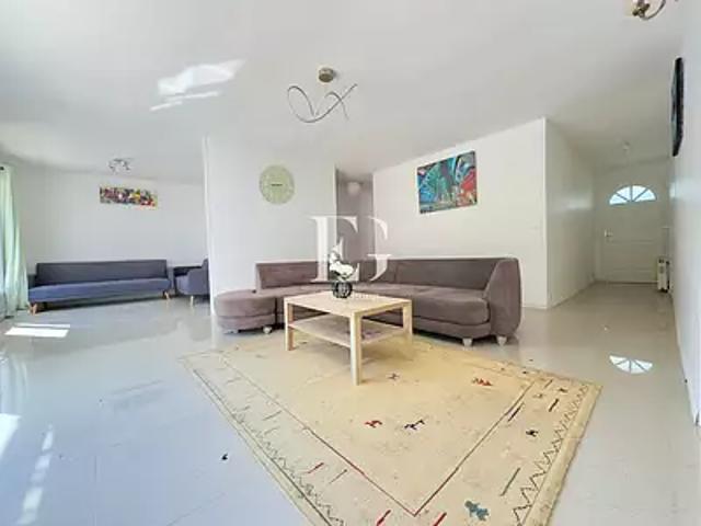 Rochefort 17300 Achat / Vente maison 4 pièces t4 au dernier étage