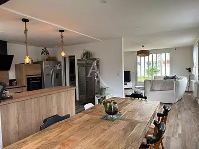Rochefort 17300 Achat / Vente maison 4 pièces t4 au dernier étage terrasse