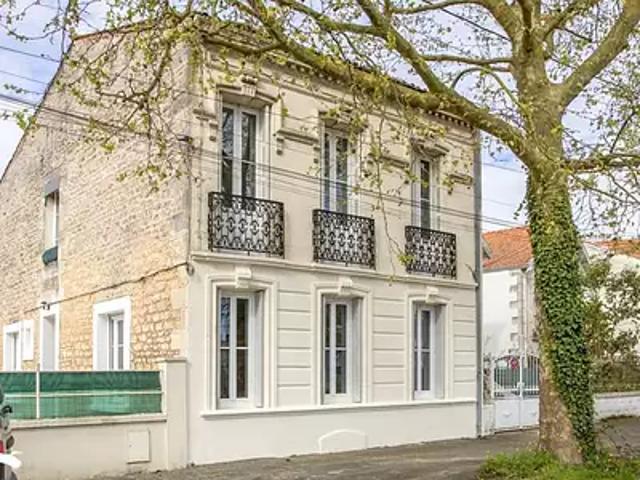Rochefort 17300 Achat / Vente maison 5 pièces t5 parking