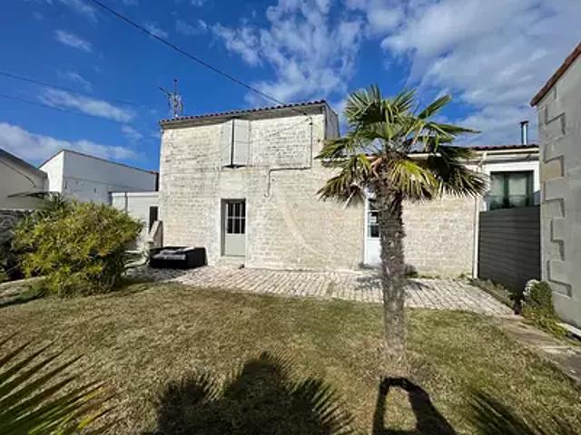 Rochefort 17300 Achat / Vente maison 7 pièces t7 terrasse cave