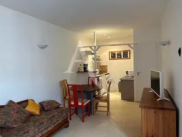 Rochefort 17300 Location appartement 2 pièces t2 au dernier étage