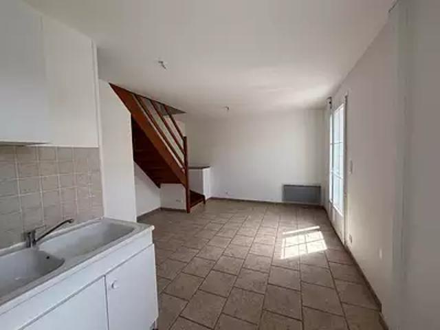 Rochefort 17300 Location maison 2 pièces t2