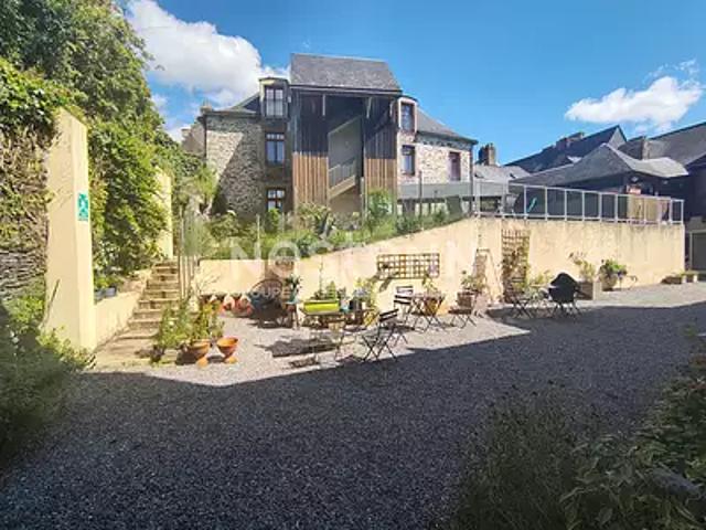 Rochefort en Terre 56220 Achat / Vente appartement 2 pièces t2 au dernier étage piscine