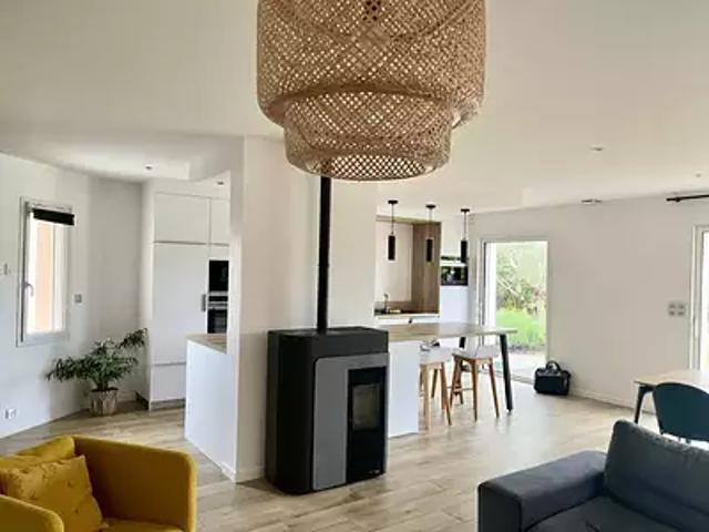 Rocheservière 85620 Achat / Vente maison 6 pièces t6 piscine jardin
