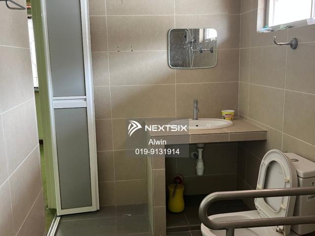 Rock Bottom Price! Great Location, Near Shopping Mall, Sutera Mall, Aeon, Lotus, Tf Mart Facing Main Road