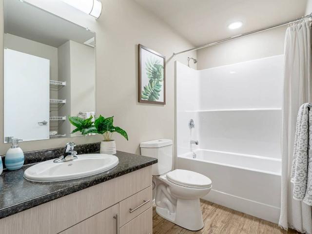 Rockyview Place 3 Bedroom Apartment for Rent at 814 Innes Ave S, Cranbrook, BC V1C 0E7
