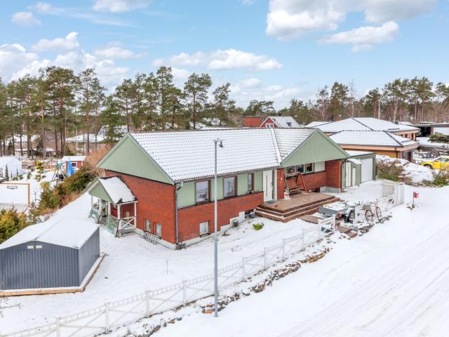Rödvingevägen 4