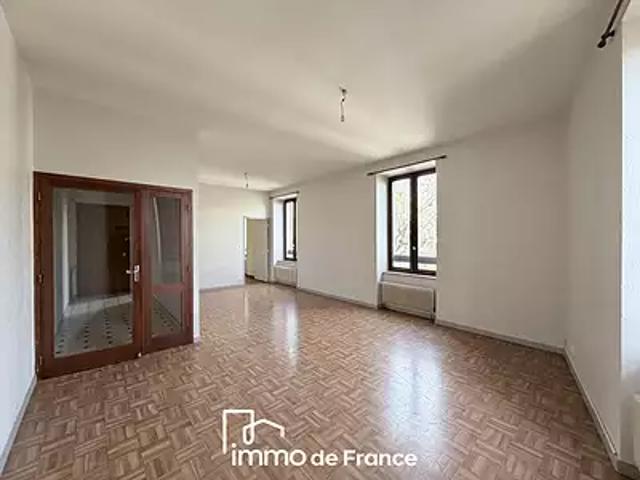 Rodez 12000 Achat / Vente appartement 4 pièces t4 au dernier étage cave
