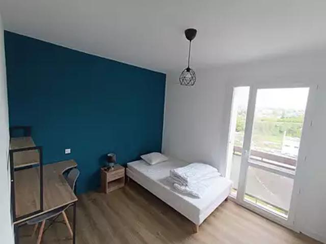 Rodez 12000 Location appartement 1 pièce t1 au dernier étage