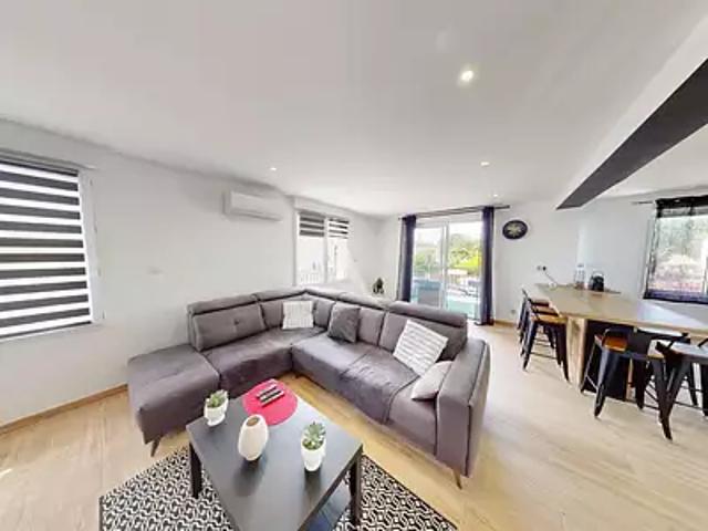Rodilhan 30230 Achat / Vente maison 5 pièces t5 au dernier étage