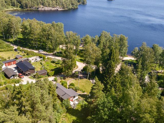 Rödstensvägen 1