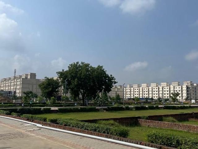 ROF Normanton Park 151 Sq. Yd. Plot in Sohna Sector 36 Gurgaon Listing ID: #10088