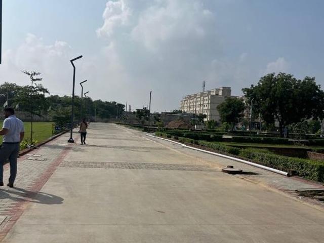 ROF Normanton Park 171 Sq. Yd. Plot in Sohna Sector 36 Gurgaon Listing ID: #10110