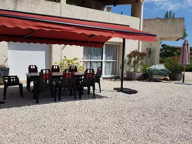 Rognes 13840 Location maison 5 pièces t5 piscine parking