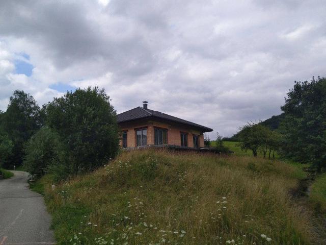 Rohbau, 3 Räume verfliest, unverbaubarer Ausblick nähe Mondsee