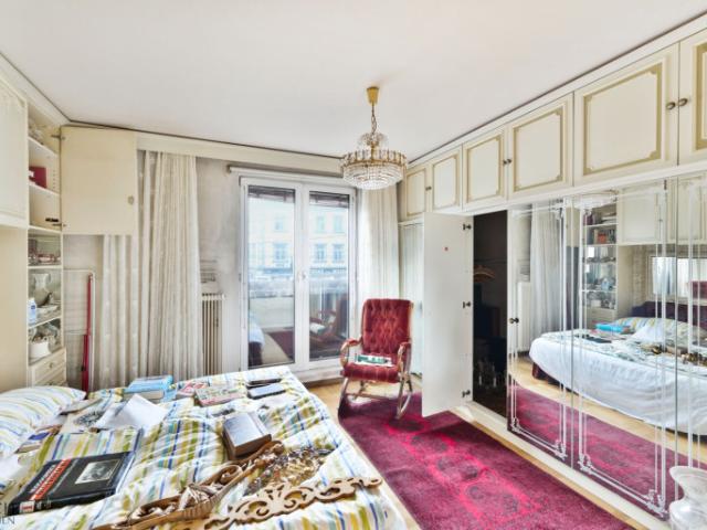Rohdiamant mit Loggia in zentraler Lage nahe Elterleinplatz U5