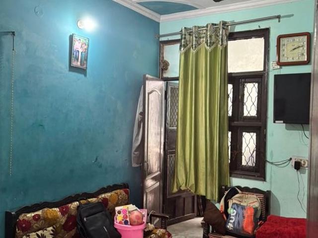 Rohini Sector 16, Rohini 3 Bedroom 800 Sq. Ft. Builder Floor in Rohini Sector 16 Delhi Listing ID: #10274