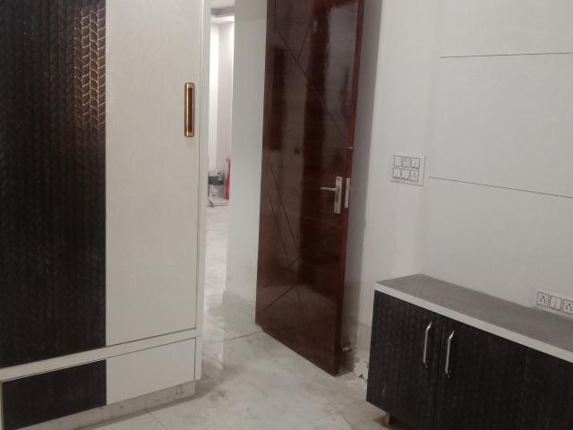 Rohini Sector 24 3 Bedroom 750 Sq. Ft. Builder Floor in Rohini Sector 24 Delhi Listing ID: #9411