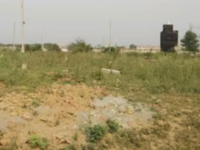 Rohini Sector 34 32 Sq. Mt. Plot in Rohini Sector 34 Delhi Listing ID: #10197