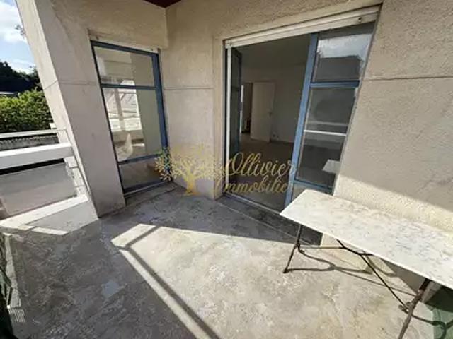 Roissy en Brie 77680 Achat / Vente appartement 2 pièces t2 au dernier étage cave