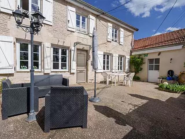 Rolampont 52260 Achat / Vente maison 6 pièces t6 au dernier étage parking