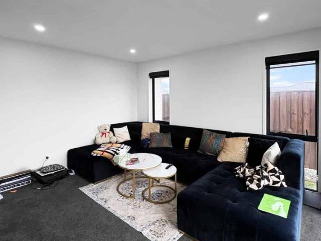 ROLLESTON 3 BEDROOMS