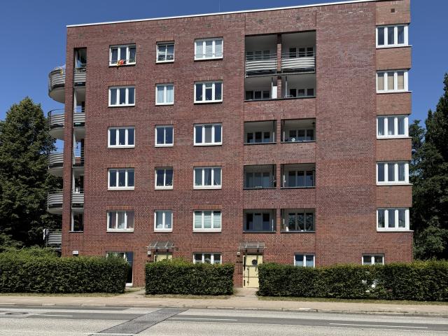 Rollstuhlgerechte Wohnung mit Stellplatz vor der Tür und Terrasse!