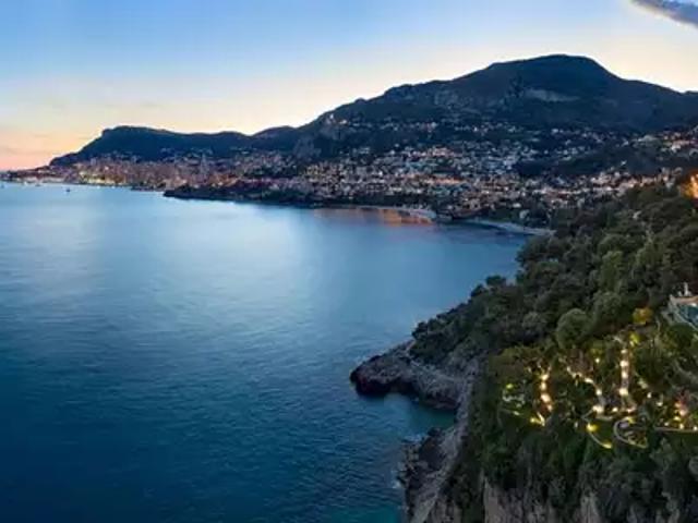 Roquebrune Cap Martin 06190 Achat / Vente maison 10 pièces t10 piscine
