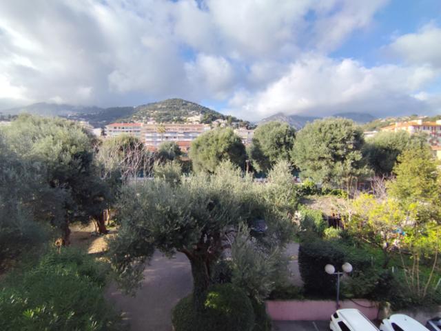 ROQUEBRUNE CAP MARTIN APPARTEMENT 2 PIECES AVEC TERRASSE E
