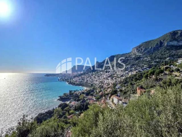 ROQUEBRUNE CAP MARTIN / APPARTEMENT 4 PIÈCES – 136 m² – TERRASSE 108m2 – VUE MER PANORAMIQUE – 2 PARKINGS – CAVE