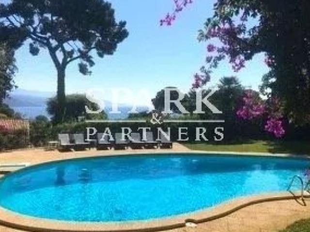 Roquebrune Cap Martin Appartement dans un palais Belle Époque