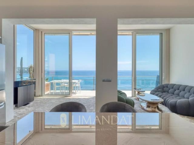 Roquebrune Cap Martin appartement d'exception 112 m2 terrasse 24m2 garage fermé de 45 m2