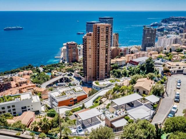 Roquebrune Cap Martin–Luxueux appartement avec terrasse et vue mer à deux pas de Monaco