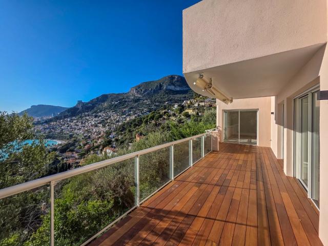 Roquebrune Cap Martin, quartier Hameau, sublime 4 pièces en. 136m² Roquebrune Cap Martin