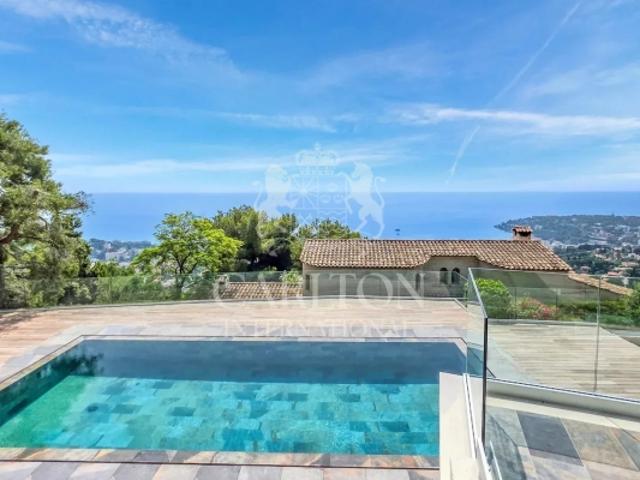 ROQUEBRUNE CAP MARTIN – Villa Contemporaine avec Vue Mer Panoramique