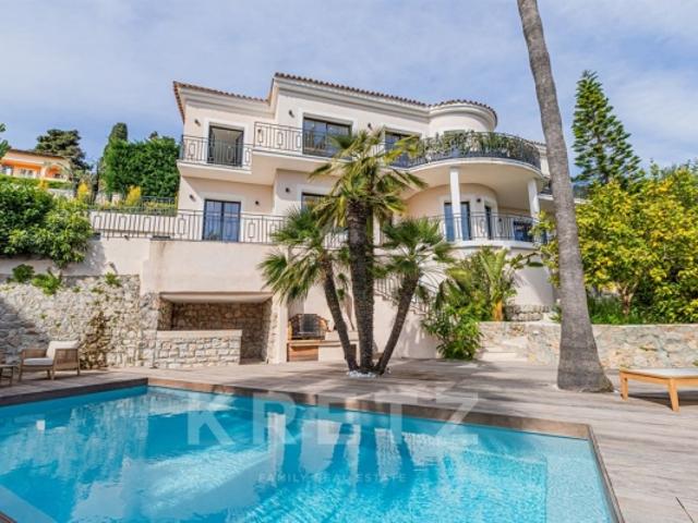 Roquebrune Cap Martin – Villa familiale dans un cadre privilégié