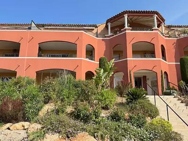 Roquebrune sur Argens 83520 Achat / Vente appartement 3 pièces t3