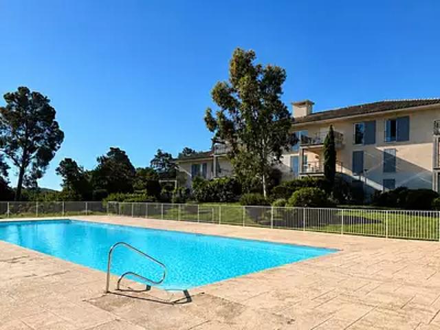 Roquebrune sur Argens 83520 Achat / Vente appartement 2 pièces t2