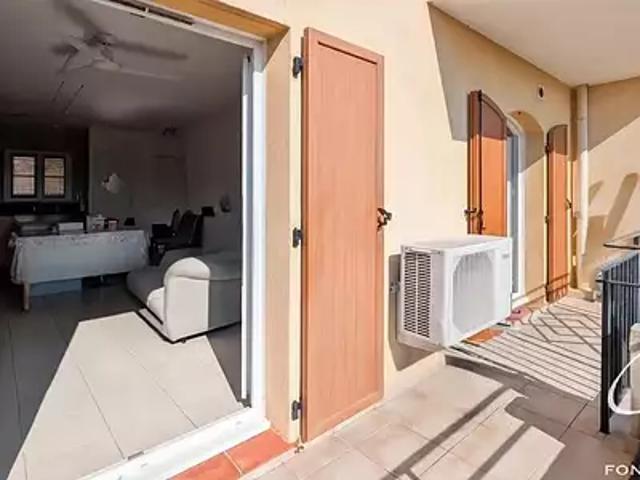 Roquebrune sur Argens 83520 Achat / Vente appartement 2 pièces t2