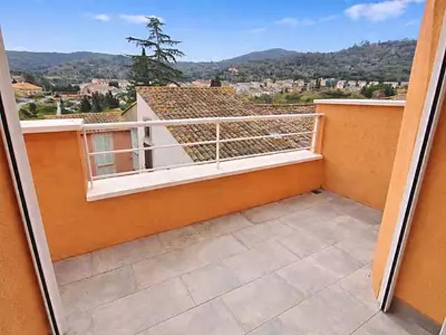 Roquebrune sur Argens 83520 Achat / Vente appartement 2 pièces t2